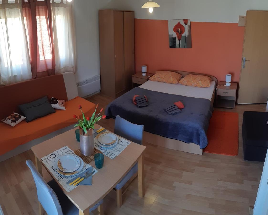 Apartments Lans Vodice Exteriör bild